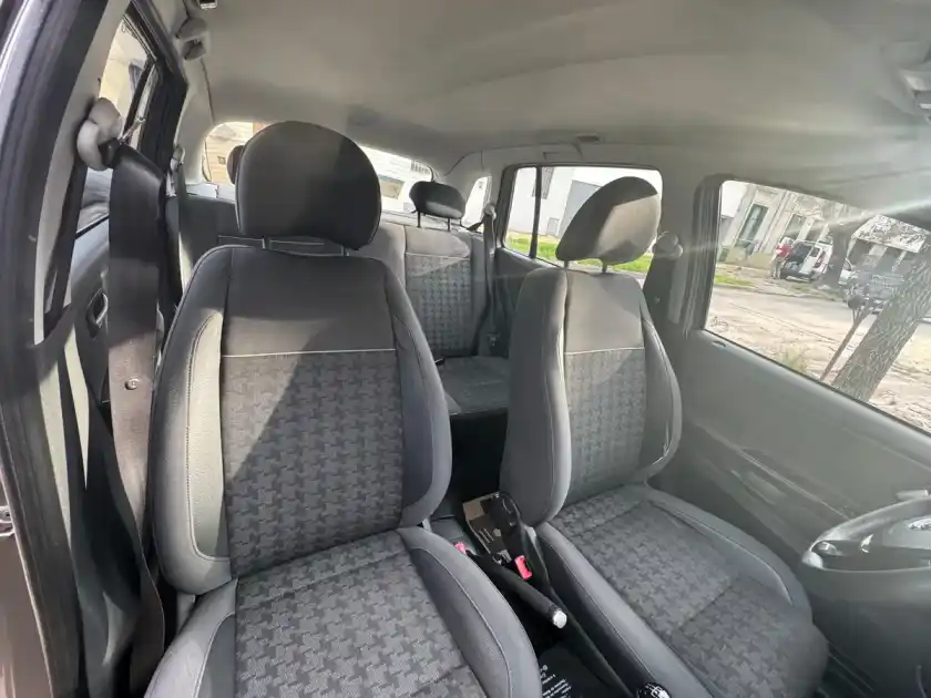 Volkswagen Suran 1.6 Trendline 2016 - foto 4
