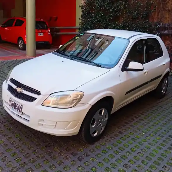 Chevrolet Celta 1.4 Lt Ab+Abs 2013 - foto 1