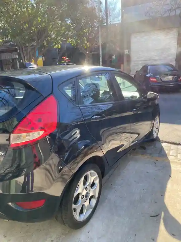 Ford Fiesta Kineti 2011 - foto 4