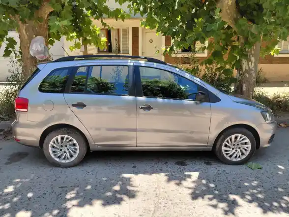 Volkswagen Suran 1.6 Comfortline 2017 - foto 2