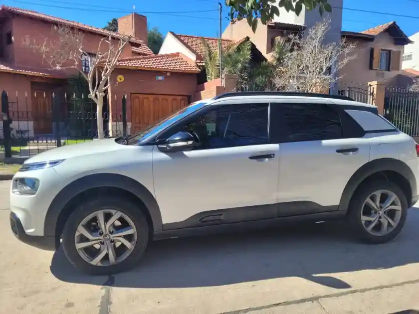 Citroën C4 Cactus 1.6 Vti 115 Feel Pack Plus At6 2022 - foto 3