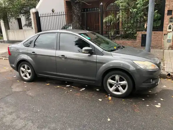 Ford Focus Ii 1.6 Exe Trend Sedan 2011 - foto 1