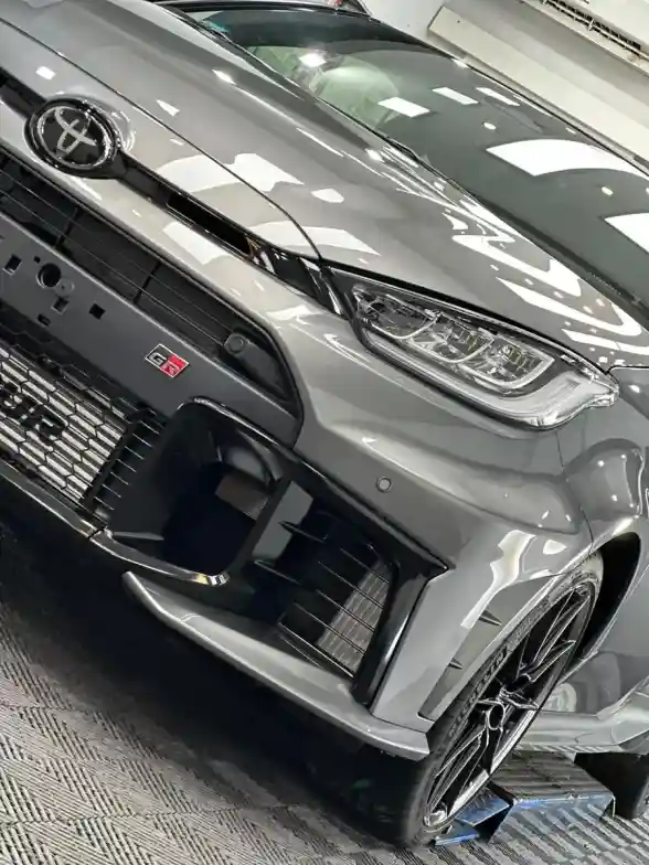 Toyota Yaris 1.6T Gr At 2025 - foto 3