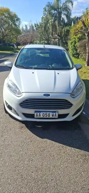 Ford Fiesta Kinetic 1.6 Se 120Cv 2016 - foto 2