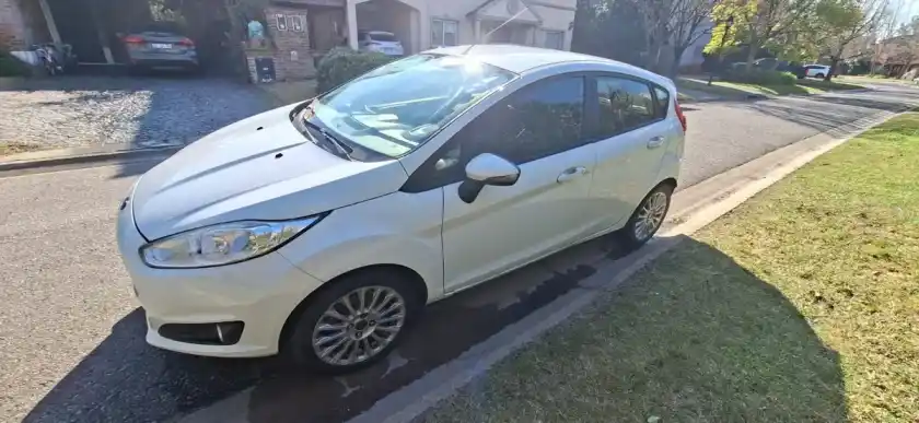 Ford Fiesta Kinetic 1.6 Se 120Cv 2016 - foto 5