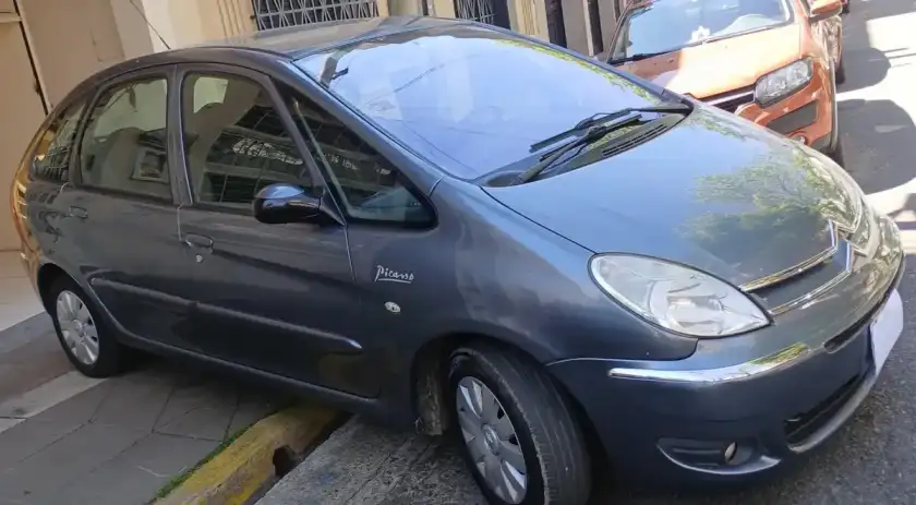 Citroën Xsara Picasso 2.0 Fase2 I Exclusiv 138Cv 2010 - foto 1