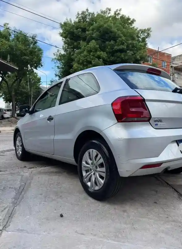Volkswagen Gol Trend 1.6 Pack I 101Cv 3P 2017 - foto 4