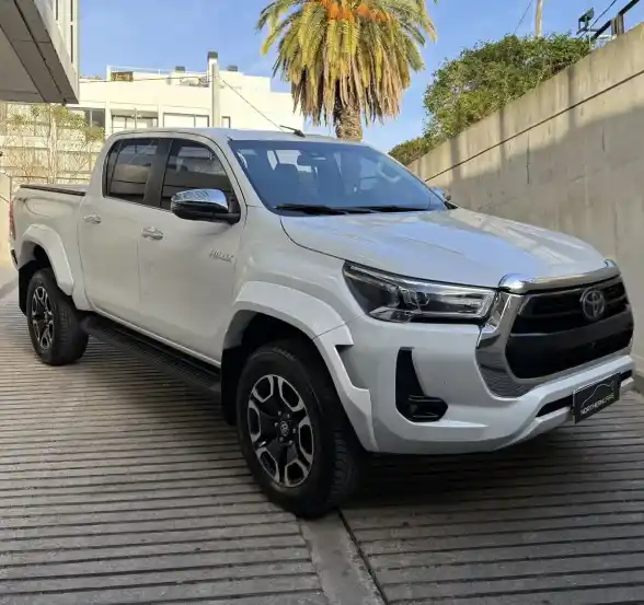 Toyota Hilux Pick-Up 2.8 Cd Srx 204Cv 4X4 At 2024 - foto 1