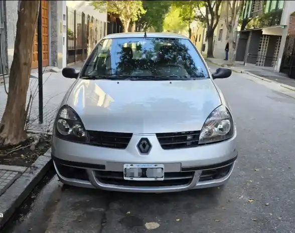 Renault Clio Pack Plus 5 Puertas 2011 - foto 2