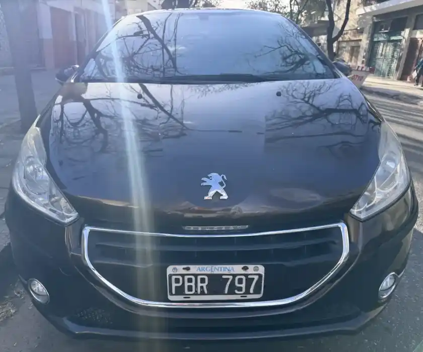 Peugeot 208 1.6 Allure Tiptronic 2015 - foto 3