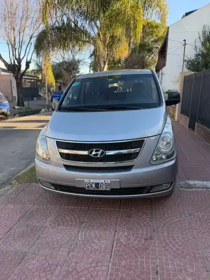 Hyundai H1 2.5 Full Premium 12 Pas 2015 - foto 2