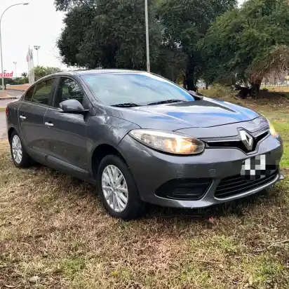 Renault Fluence 1.6 Ph2 Dynamique Pack 110Cv 2015 - foto 1