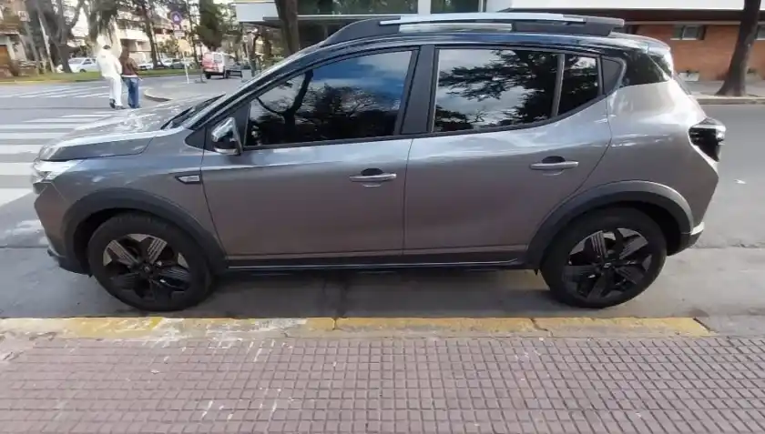 Renault Kardian 1.0 Tce Premiere Edition 200 Edc 2025 - foto 3