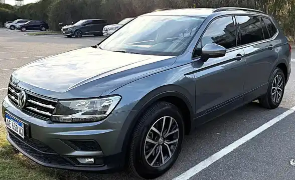Volkswagen Tiguan Allspace 2021 - foto 1