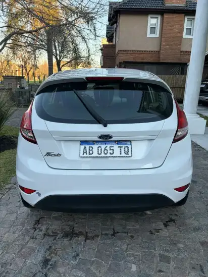 Ford Fiesta Kinetic 1.6 S 2017 - foto 2