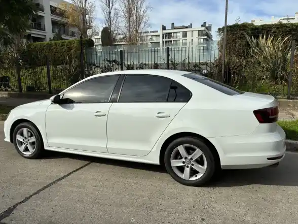 Volkswagen Vento 1.4 Tsi Comfortline 150Cv At 2018 - foto 4