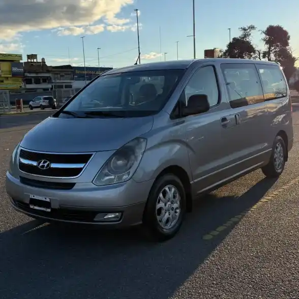 Hyundai H1 2.5 Premium 1 Mt 2011 - foto 1