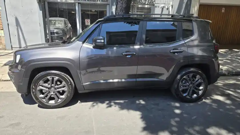 Jeep Renegade 1.3 Serie-S At6 2025 - foto 1