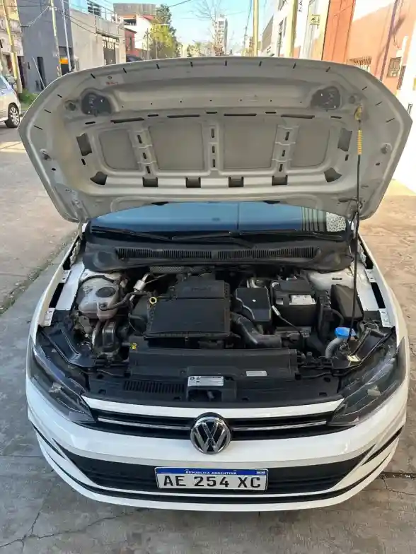 Volkswagen Polo 1.6 Msi Comfort Plus At 2020 - foto 4