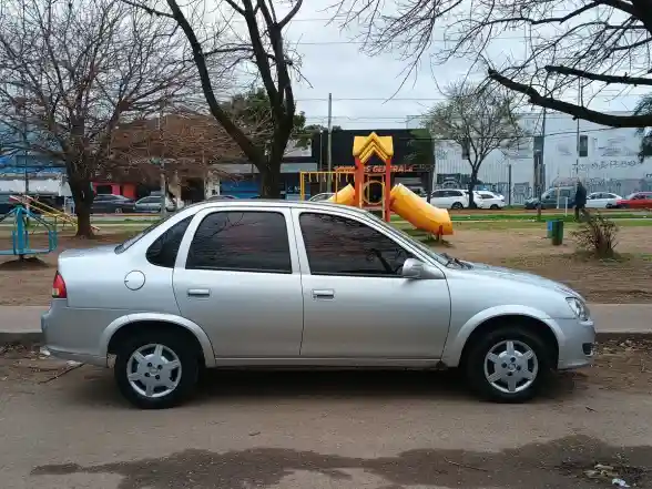 Chevrolet Classic 1.4 Ls Abs Airbag 2016 - foto 3