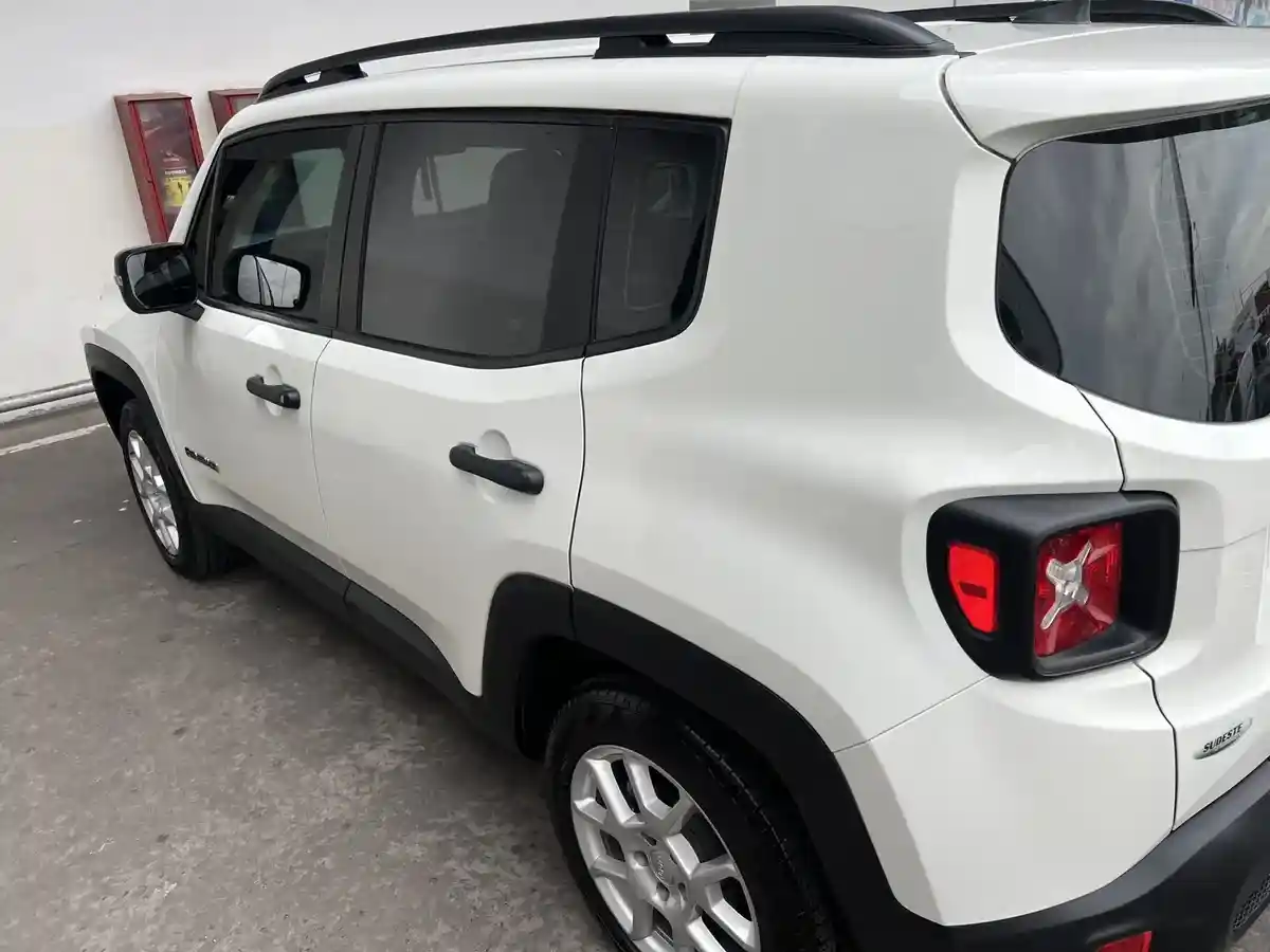 Jeep Renegade 1.8 Sport 2022 - foto 2