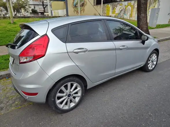Ford Fiesta Kinetic 1.6 Se Plus Powershift 120Cv 2020 - foto 5