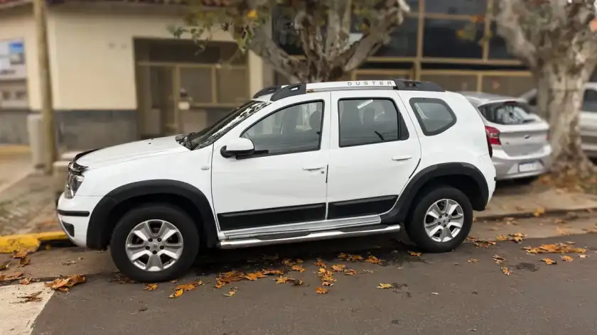 Renault Duster 1.6 Ph2 4X2 Privilege 110Cv 2016 - foto 3