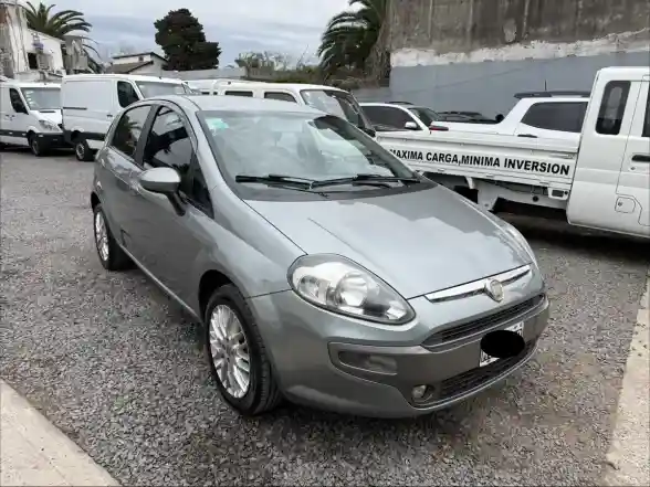 Fiat Punto 1.6 Essence 2013 - foto 3