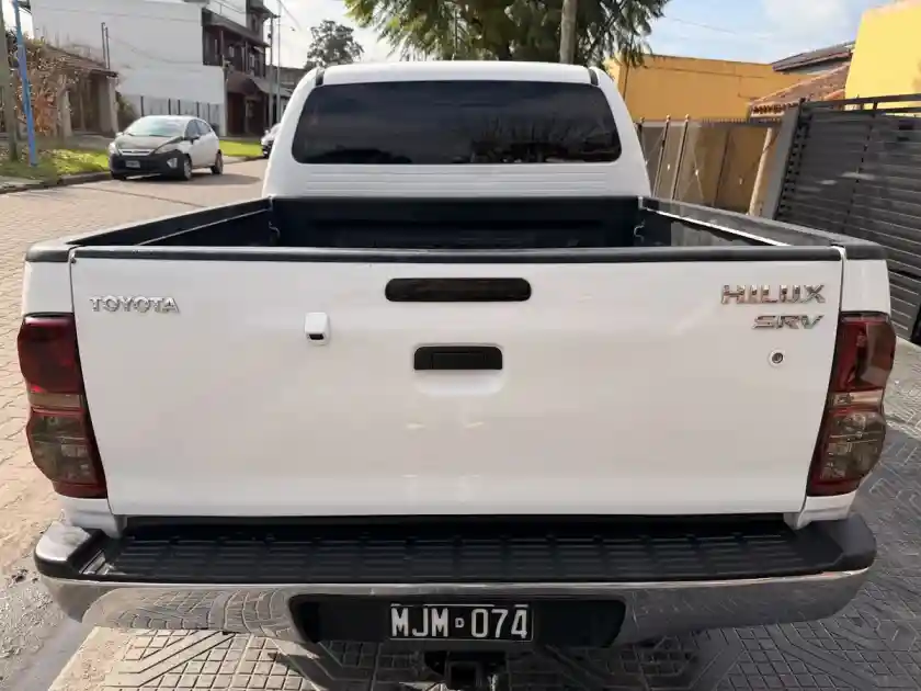 Toyota Hilux Pick-Up 3.0 Cd Srv Cuero I 171Cv 4X4 5At 2013 - foto 3