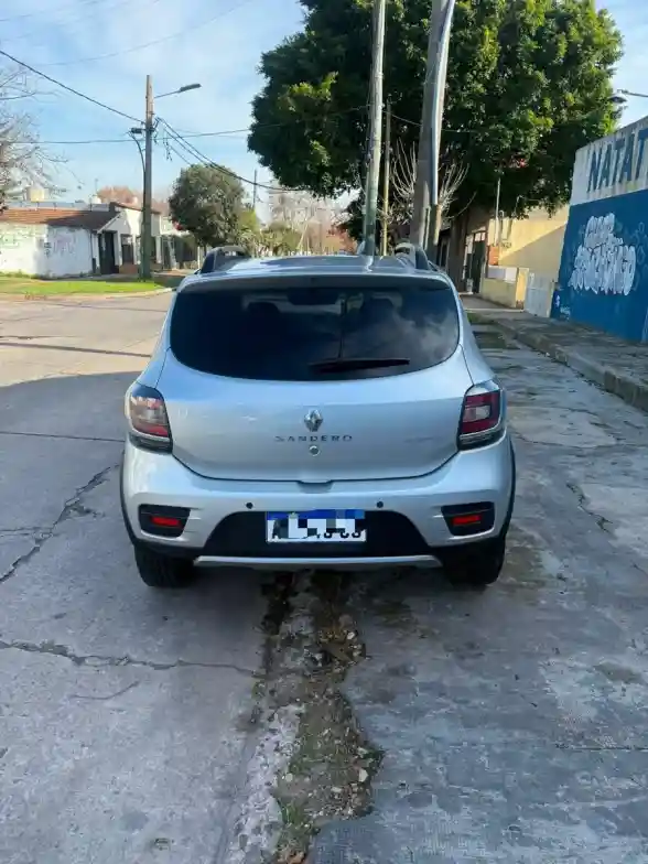 Renault Sandero Stepway 1.6 Privilege 105Cv 2017 - foto 3