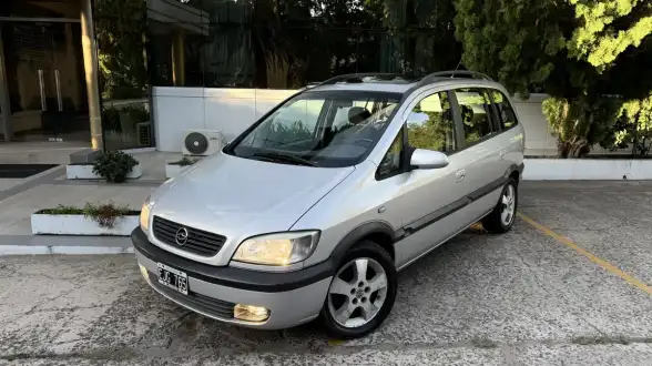 Chevrolet Zafira 2.0 Gls 2004 - foto 2