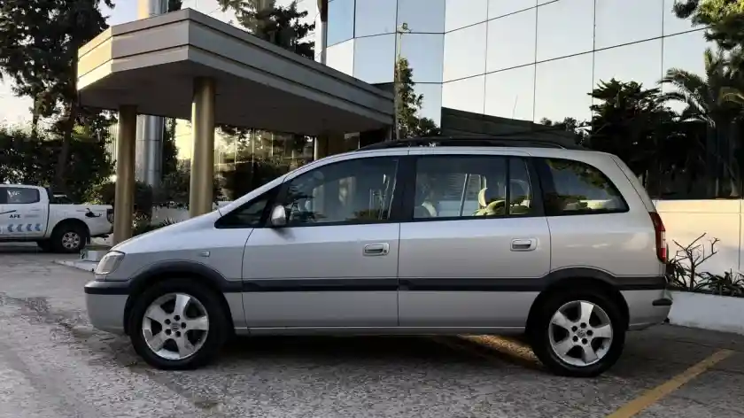 Chevrolet Zafira 2.0 Gls 2004 - foto 4