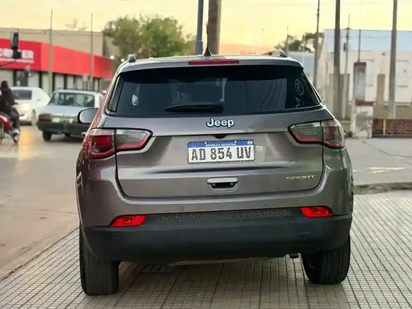 Jeep Compass 2.4 Sport At 2019 - foto 4