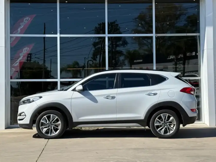 Hyundai Tucson 2.0 Style 2Wd At 2018 - foto 5