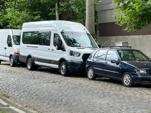 Ford Transit 2021 - foto 1