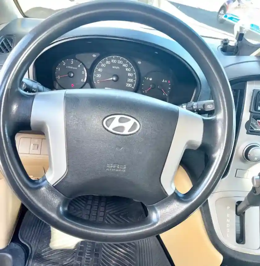 Hyundai H1 2.5 Premium 1 170Cv At 2010 - foto 5
