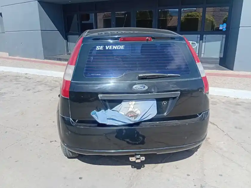 Ford Fiesta 1.6 Ambiente 2006 - foto 3