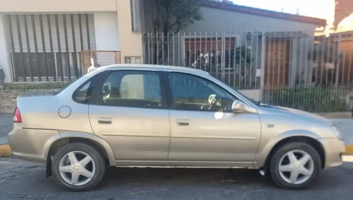 Chevrolet Classic 1.4 Lt Spirit Pack 2013 - foto 2