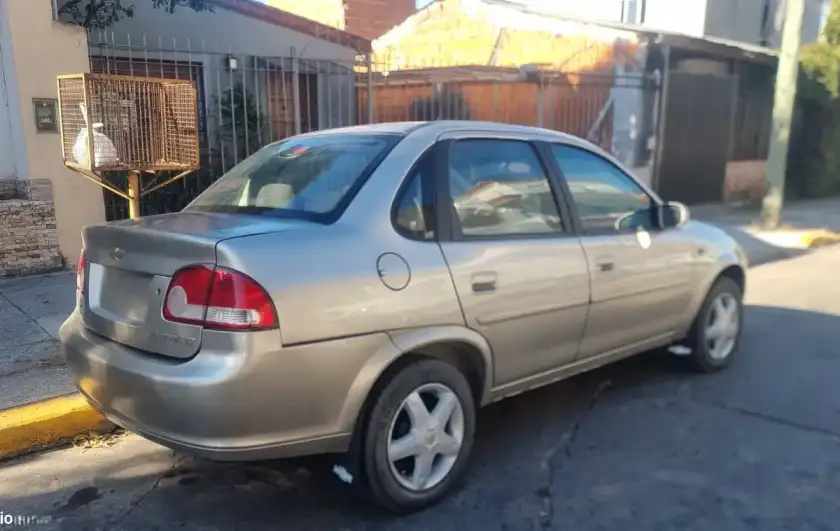 Chevrolet Classic 1.4 Lt Spirit Pack 2013 - foto 3