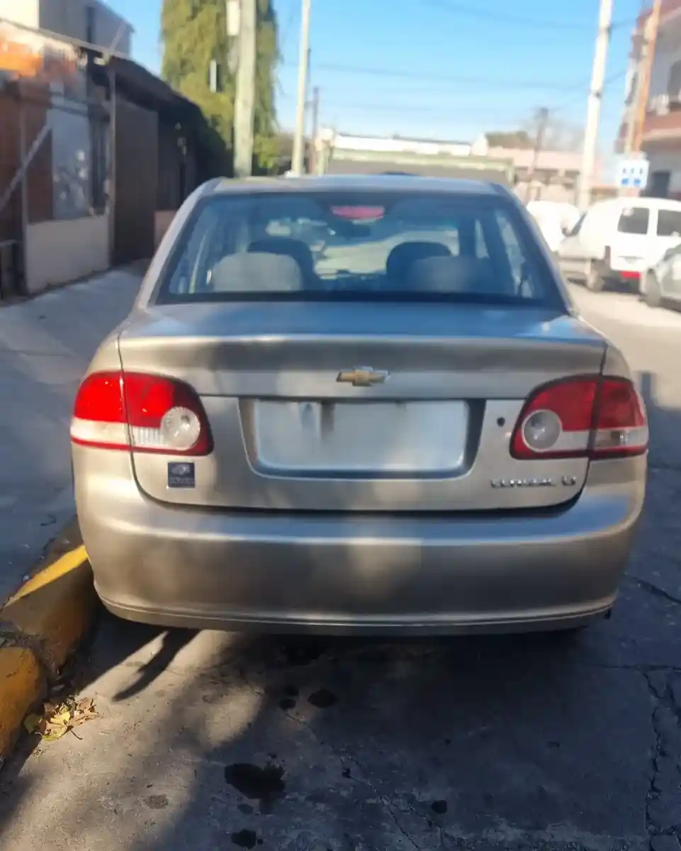 Chevrolet Classic 1.4 Lt Spirit Pack 2013 - foto 4