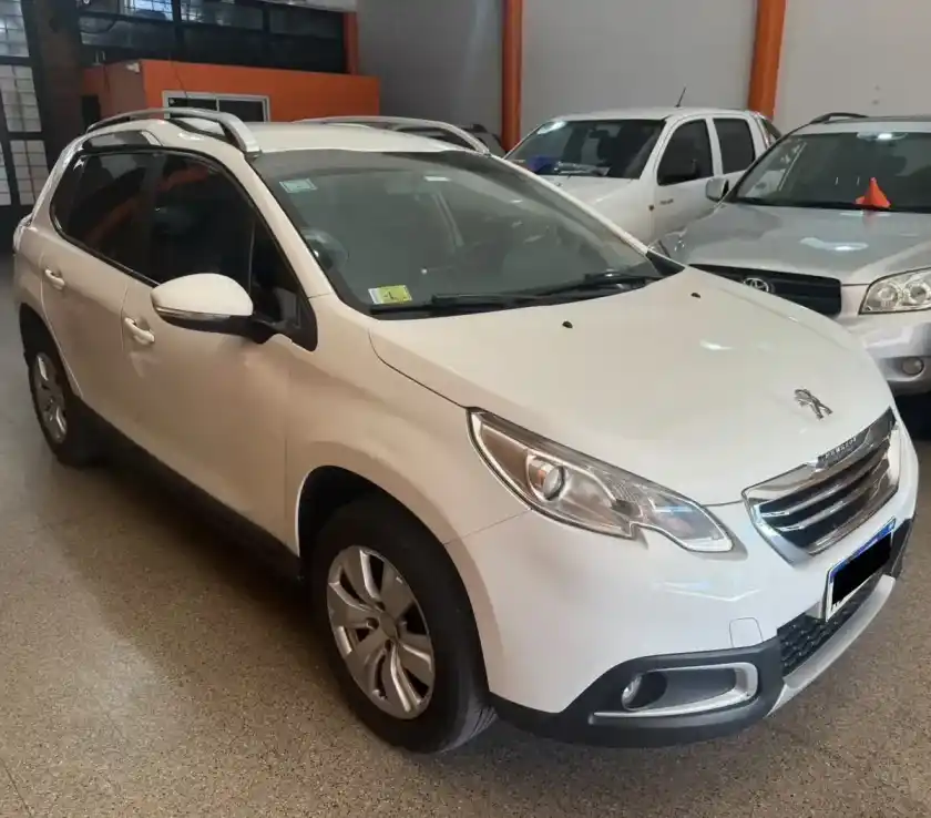 Peugeot 2008 1.6 Allure Tiptronic 2017 - foto 1