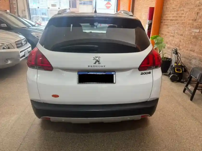Peugeot 2008 1.6 Allure Tiptronic 2017 - foto 5