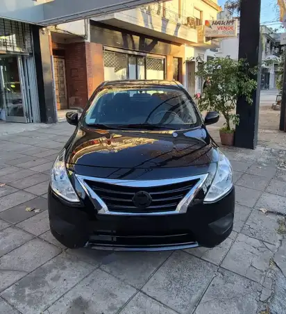 Nissan Versa 1.6 Sense Mt 2015 - foto 2