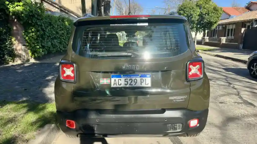 Jeep Renegade 1.8 Sport 2018 - foto 2