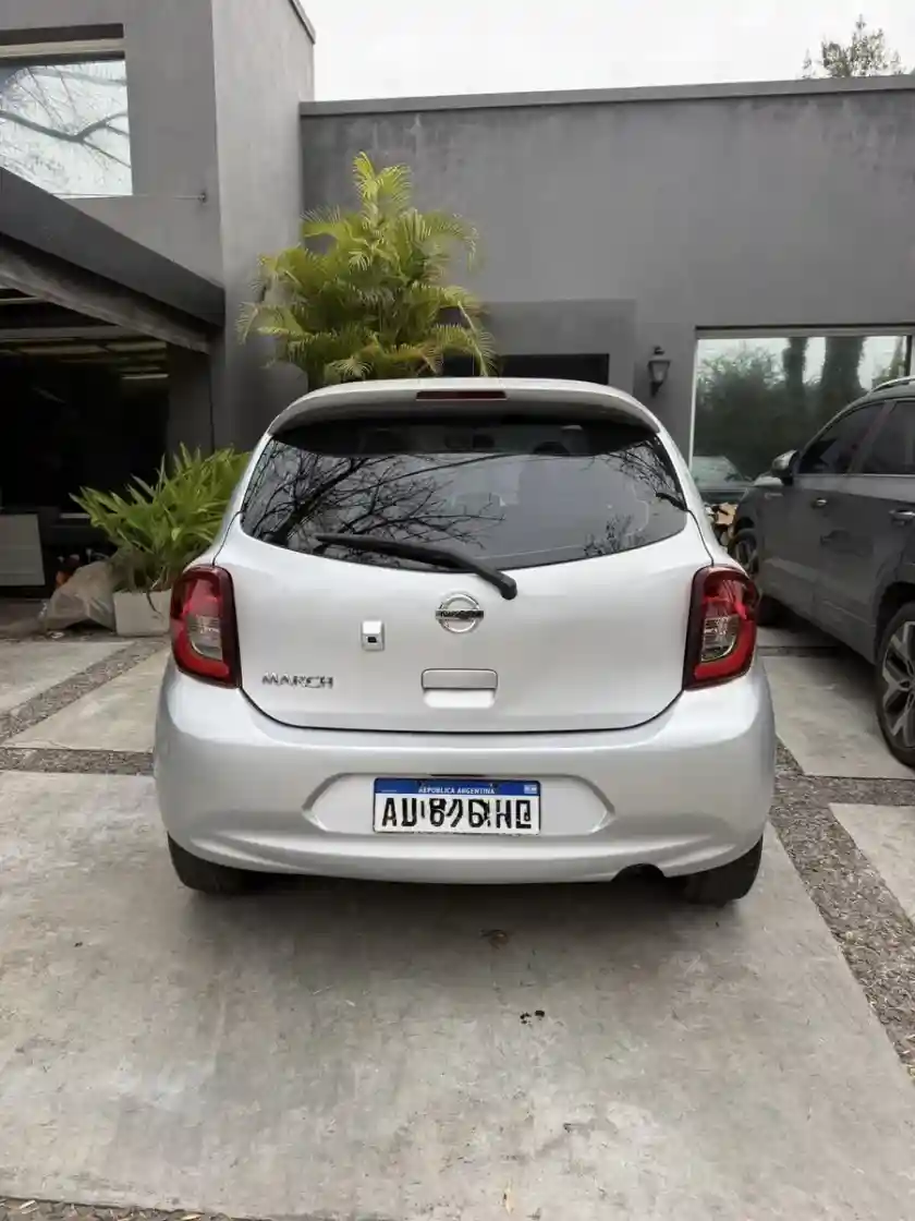 Nissan March 1.6 Advance Media Tech 107Cv 2019 - foto 5