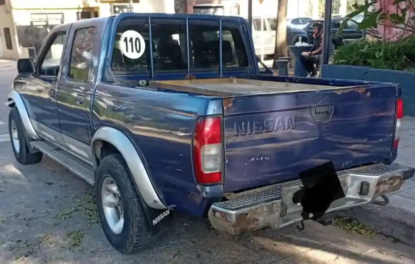 Nissan Pick Up 3.2 Dx 4X4 D/Cab D 1997 - foto 4