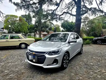 Chevrolet Onix plus 2022 - foto 1