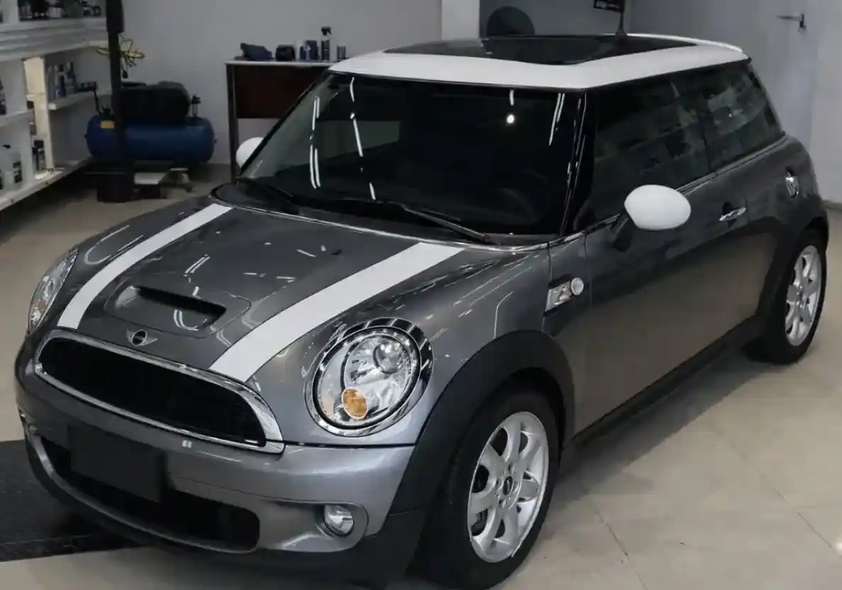 Mini Cooper S 2010 - foto 1