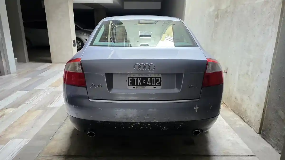 Audi A4 1.8 T 2005 - foto 4