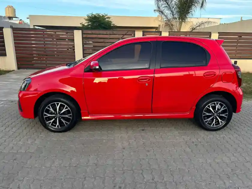 Toyota Etios 1.5 Xls My19 2019 - foto 2